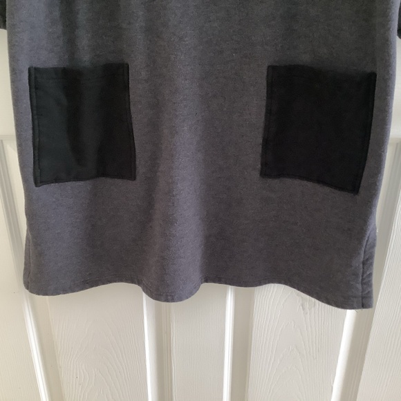 Woman’s tunic top - Picture 3 of 6